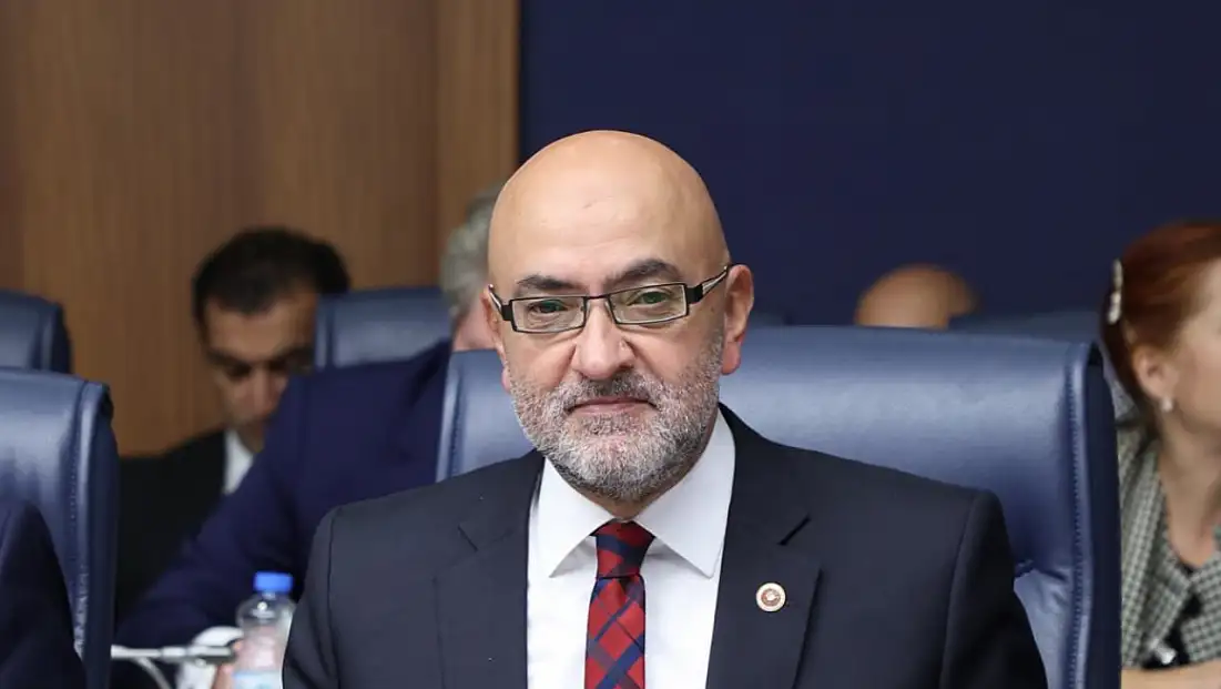 AK Partili Cıngı’dan Özgür Özel’e yanıt: Kayseri laf değil, icraat ister