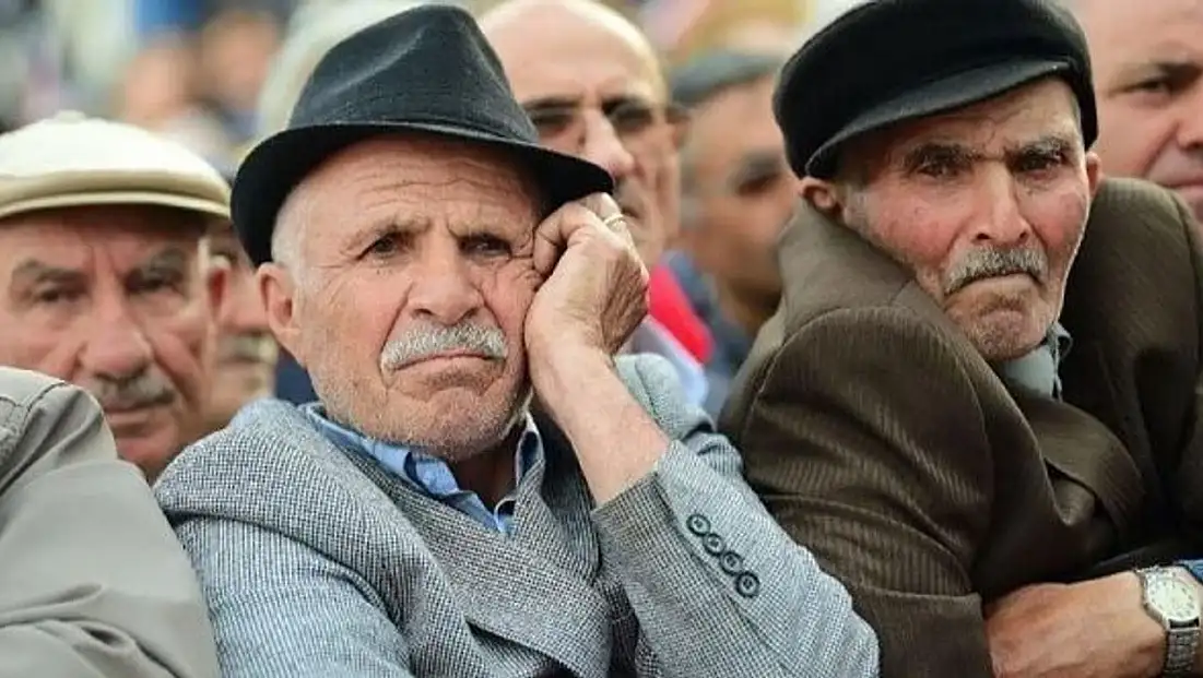 Emekli maaşı düzenlemesinde yeni gelişme! AK Parti Grubu bugün toplanacak