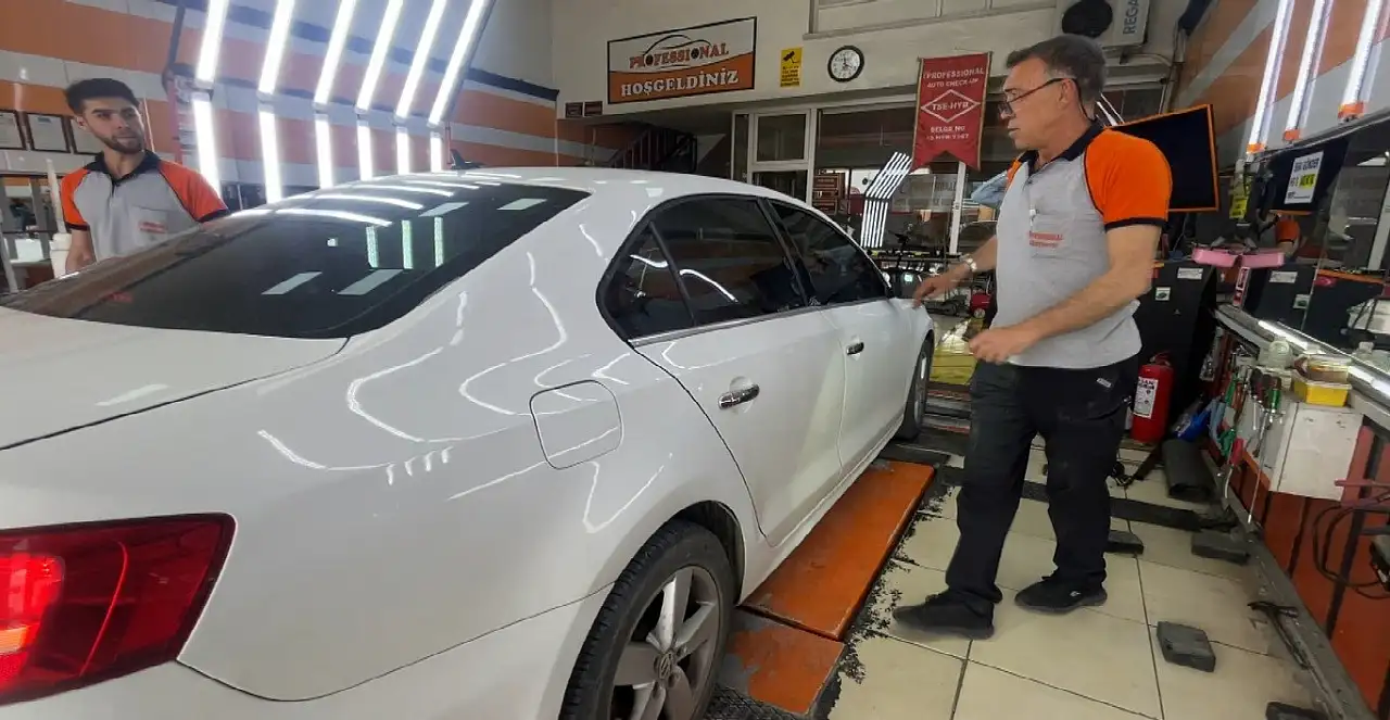 İki farklı aracı kaynak yapıp satmaya çalıştılar! Planları eksprestizde bozuldu
