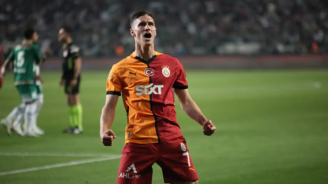Acun Ilıcalı'nın ilk transferi Galatasaray'dan