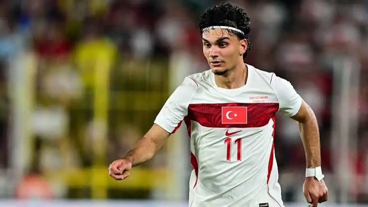 Okan Buruk devreye girdi Milli Futbolcu Galatasaray'a geliyor!