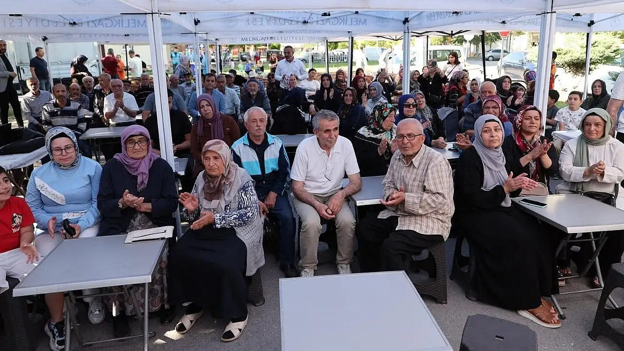 Başkan Palancıoğlu, Selimiye'de vatandaşla buluştu