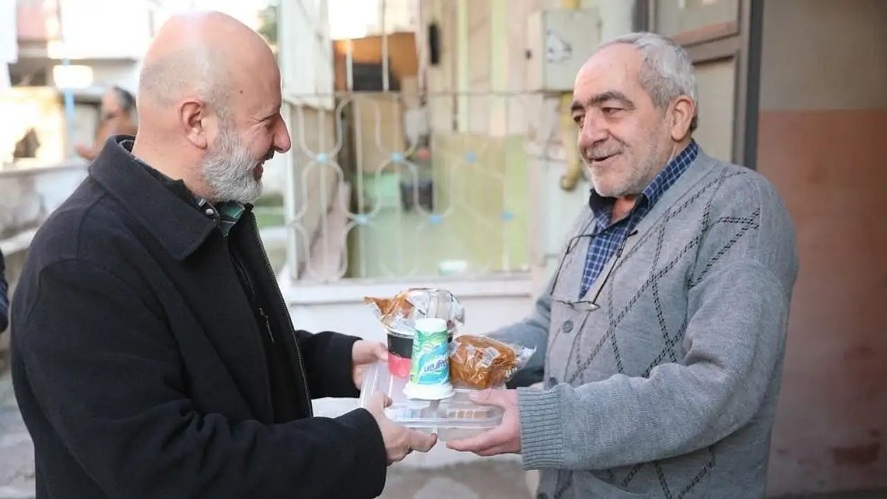 Kocasinan'dan gönüllere dokunan hizmet: Kapıya kadar gidiyor