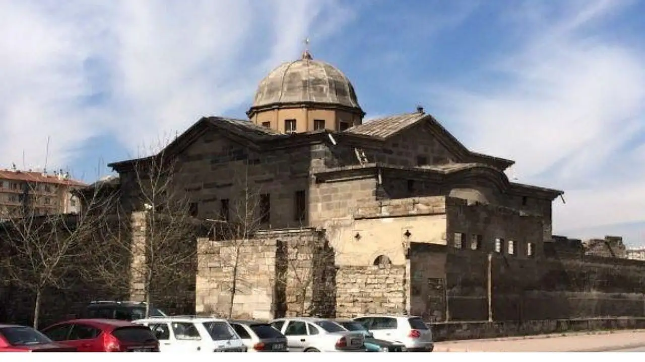 Kayseri'nin ortasında 835 yıllık bir miras: Surp Krikor Lusavoriç Kilisesi