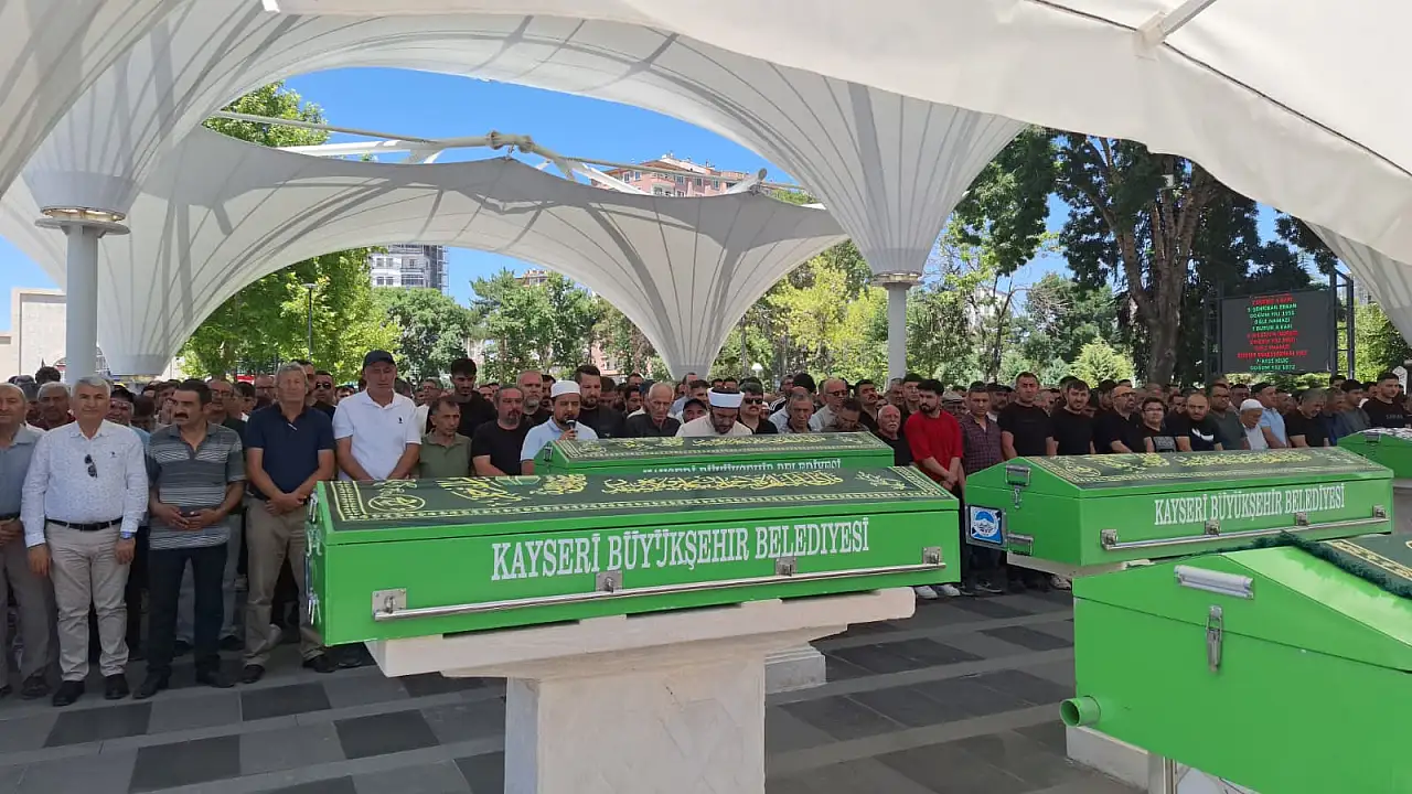 Tomarza'da ırmakta boğulan kişi, son yolculuğuna uğurlandı