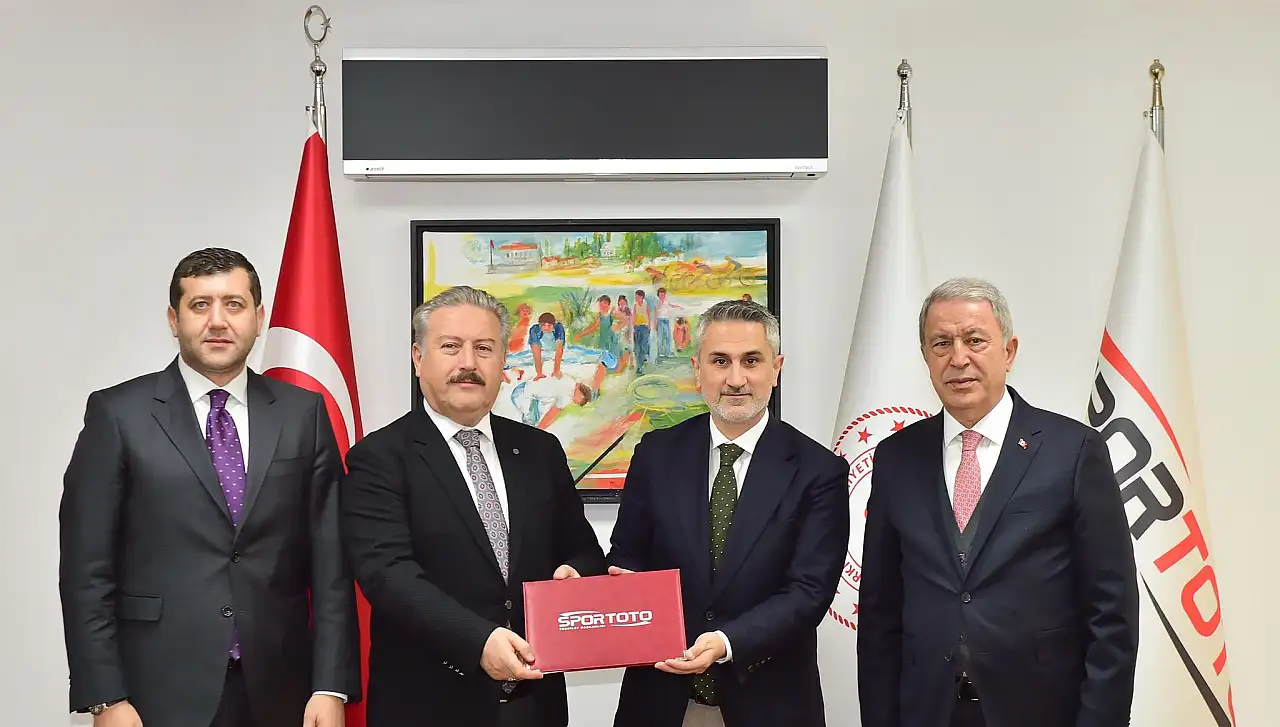 Ersoy'dan Erciyes 38 FK'ya büyük destek müjdesi: 58 milyon TL'lik dev yatırım başlıyor