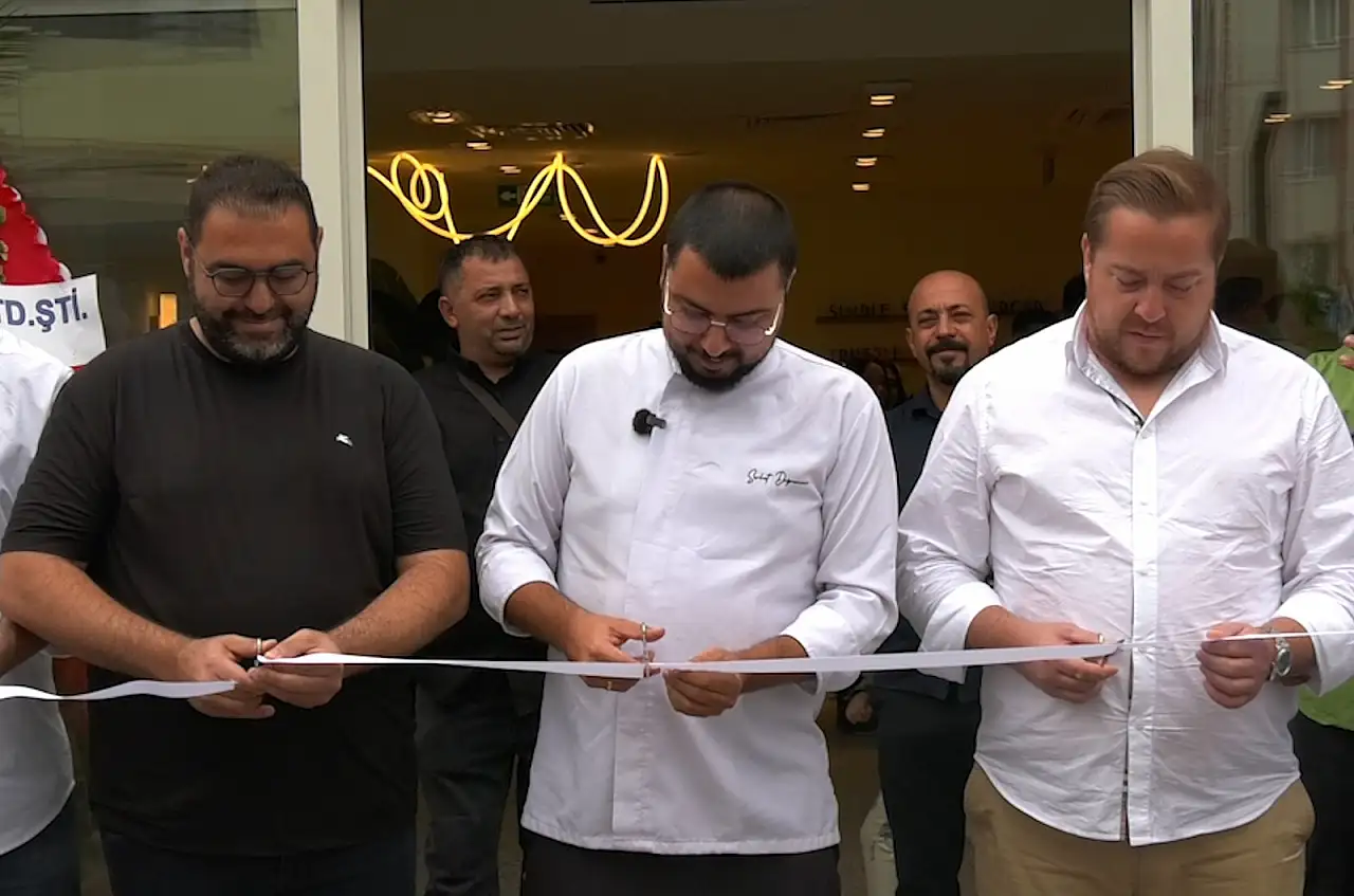 Michelin yıldızlı White Burger Kayseri'ye açıldı