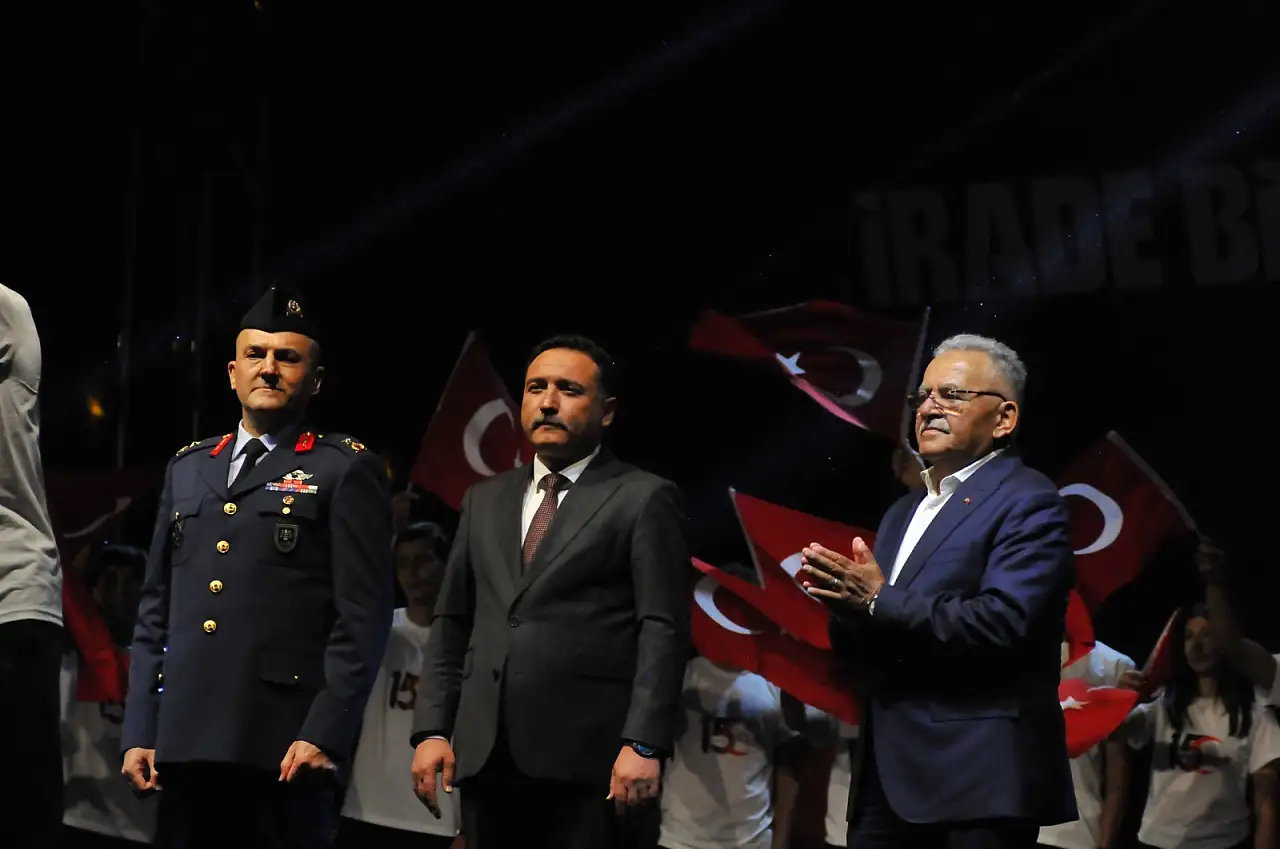Kayseri'de 15 Temmuz Demokrasi ve Milli Birlik Günü coşkuyla kutlandı