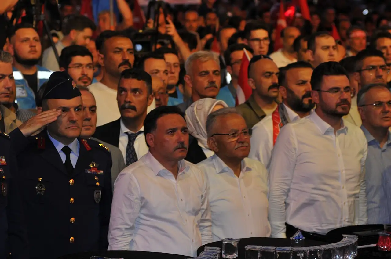 Kayseri'de 15 Temmuz Demokrasi ve Milli Birlik Günü coşkuyla kutlandı
