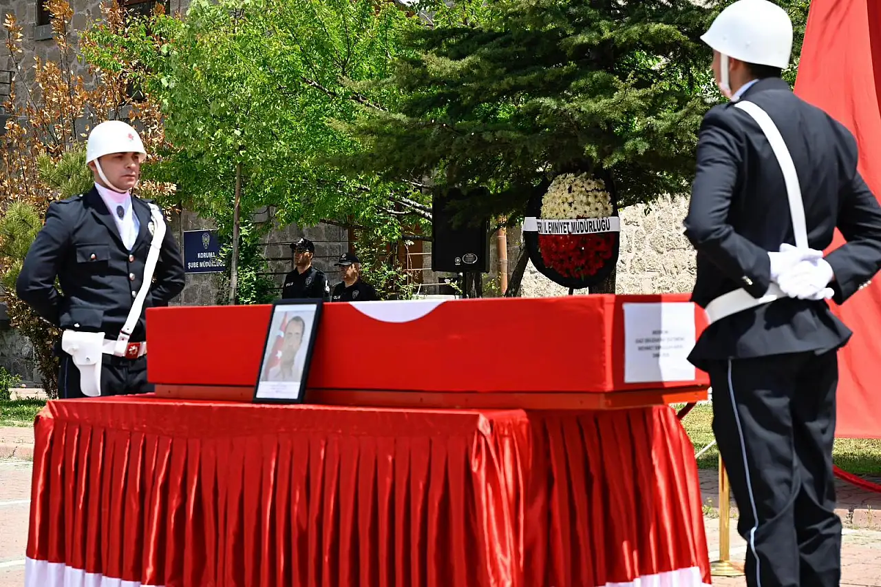 Kayseri'de hayatını kaybeden terörle mücadele gazisi defnedildi