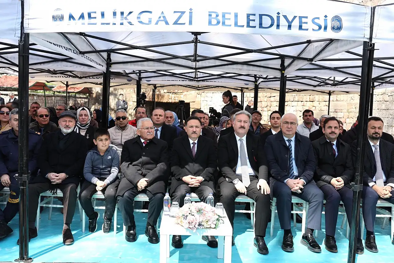 Mimar Sinan memleketi Ağırnas'ta anıldı