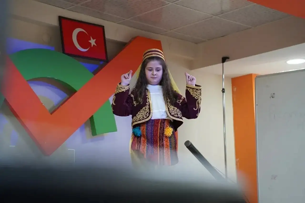 Kayseri'de 'Adab-ı Muaşeret' yarışmasında nezaket ve vefa öne çıktı