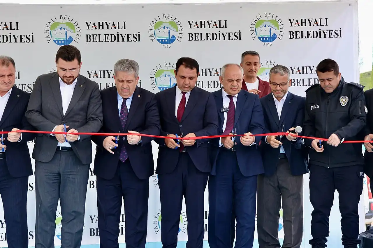 Yahyalı'da Büyük Pınar Mesire Alanı hizmete açıldı