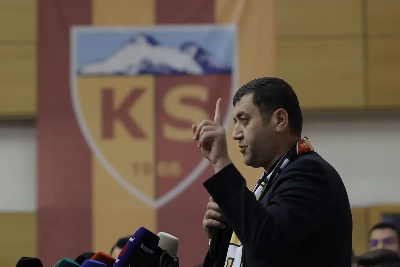 Kayserispor'da borç belli oldu: 2 başkan alacaklarından vazgeçti