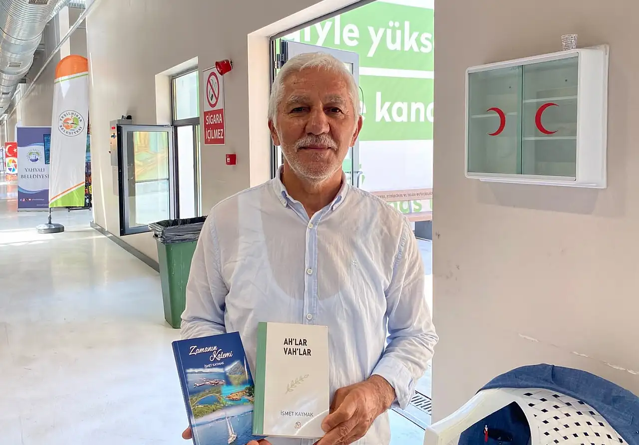 Yazar İsmet Kaymak, Kayseri Tanıtım Günleri'nde okurlarıyla buluştu