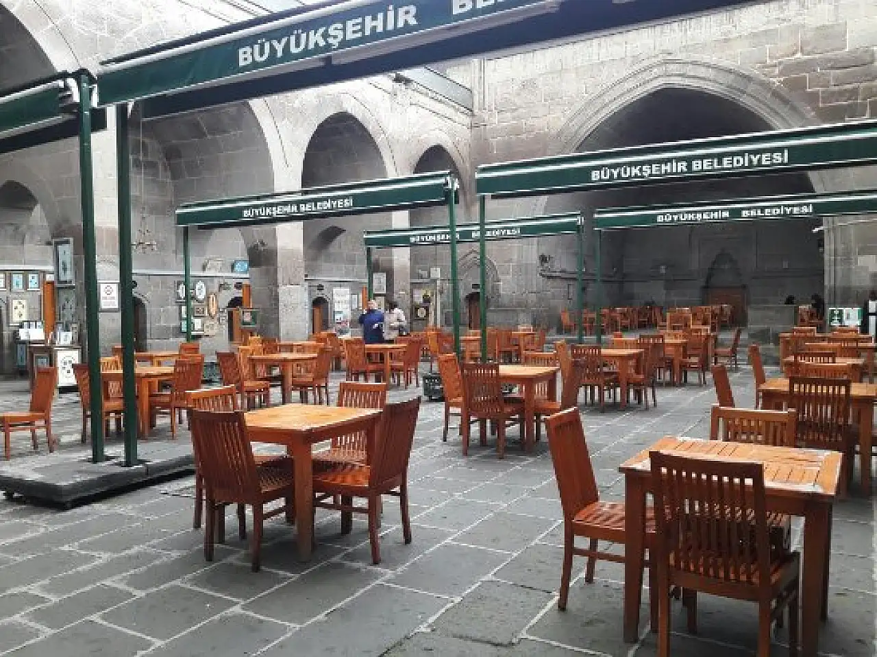 Hunat Hatun Külliyesi'nde tarih ve sanat bir arada yaşıyor