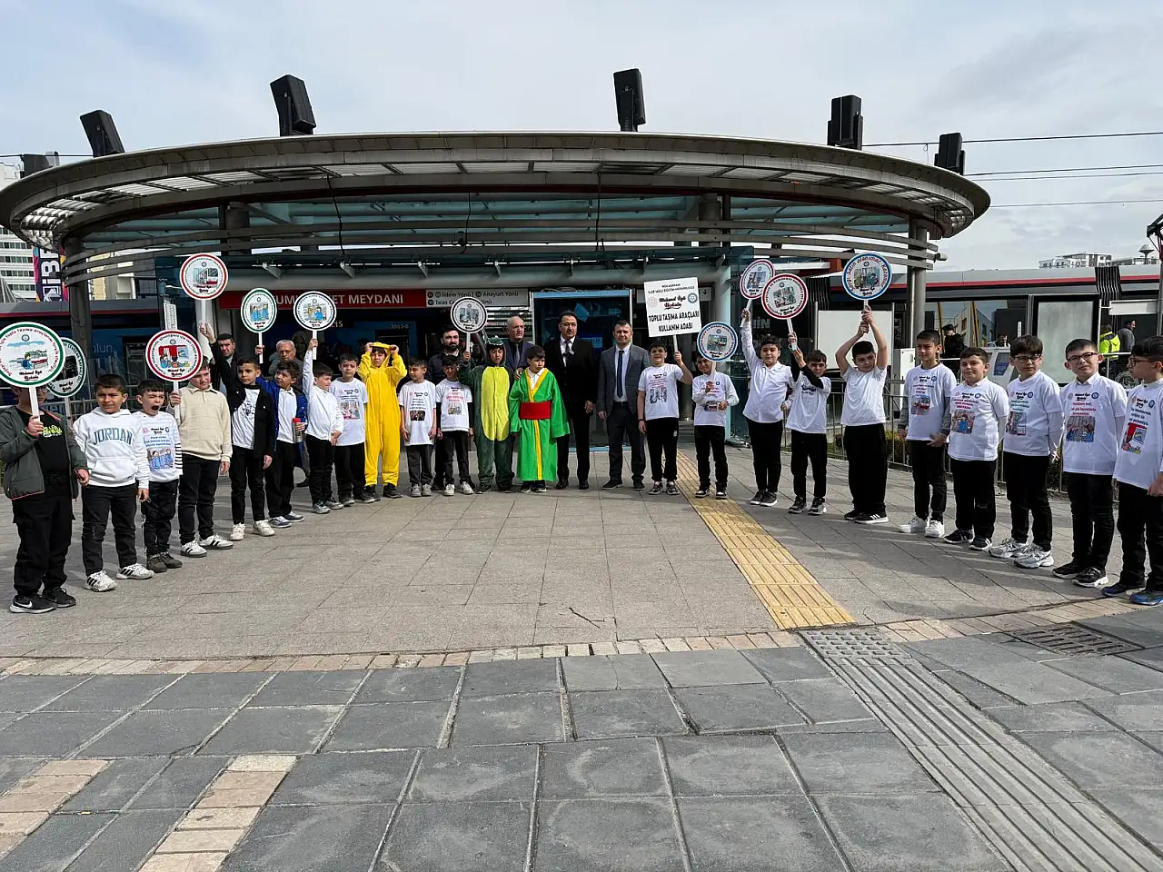Kayseri Büyükşehir'den 'Nezaket Yolda Kalmasın' projesi