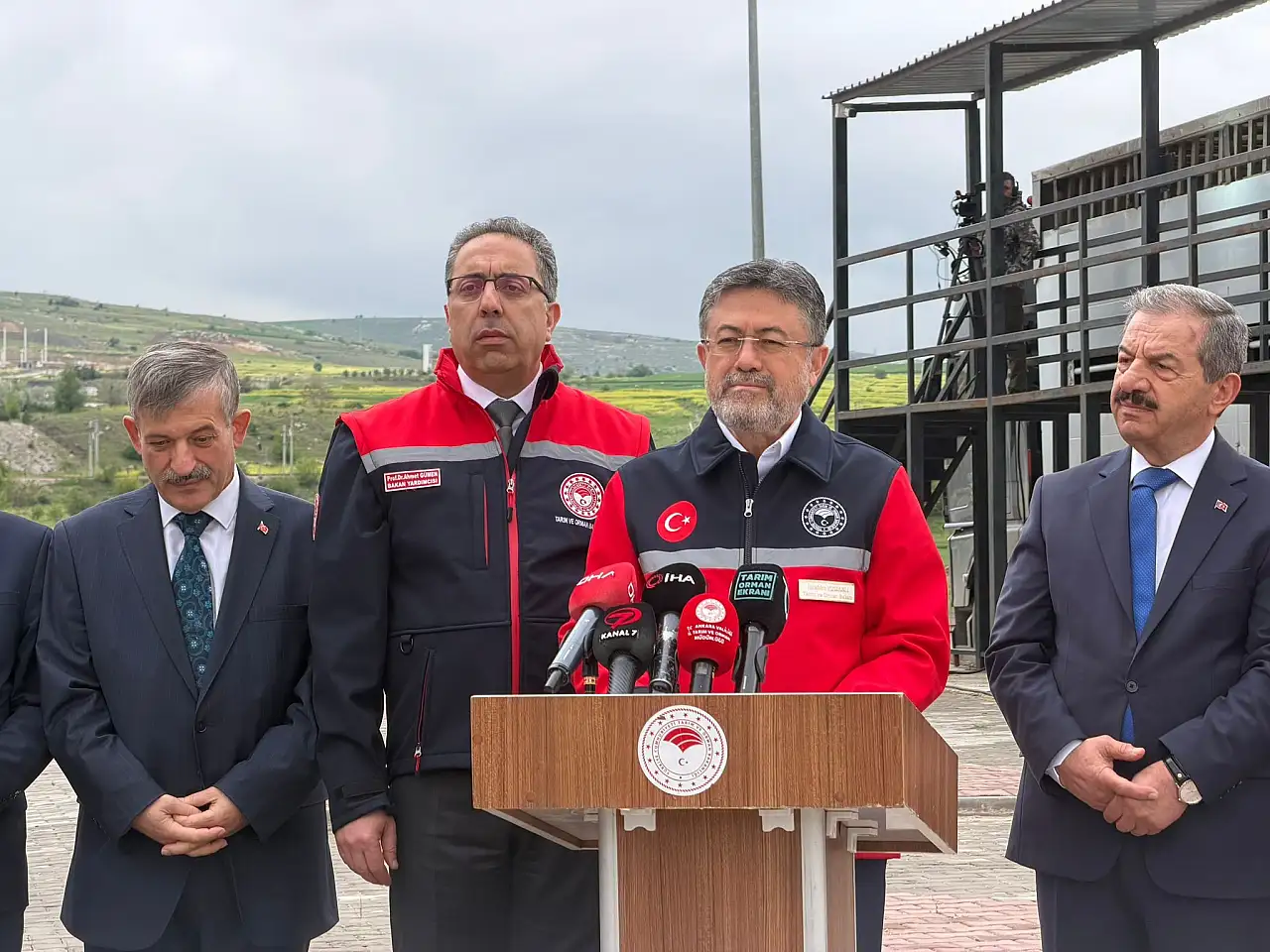 Bakan Yumaklı, büyükbaş ve küçükbaş kurbanlık sayısını açıkladı