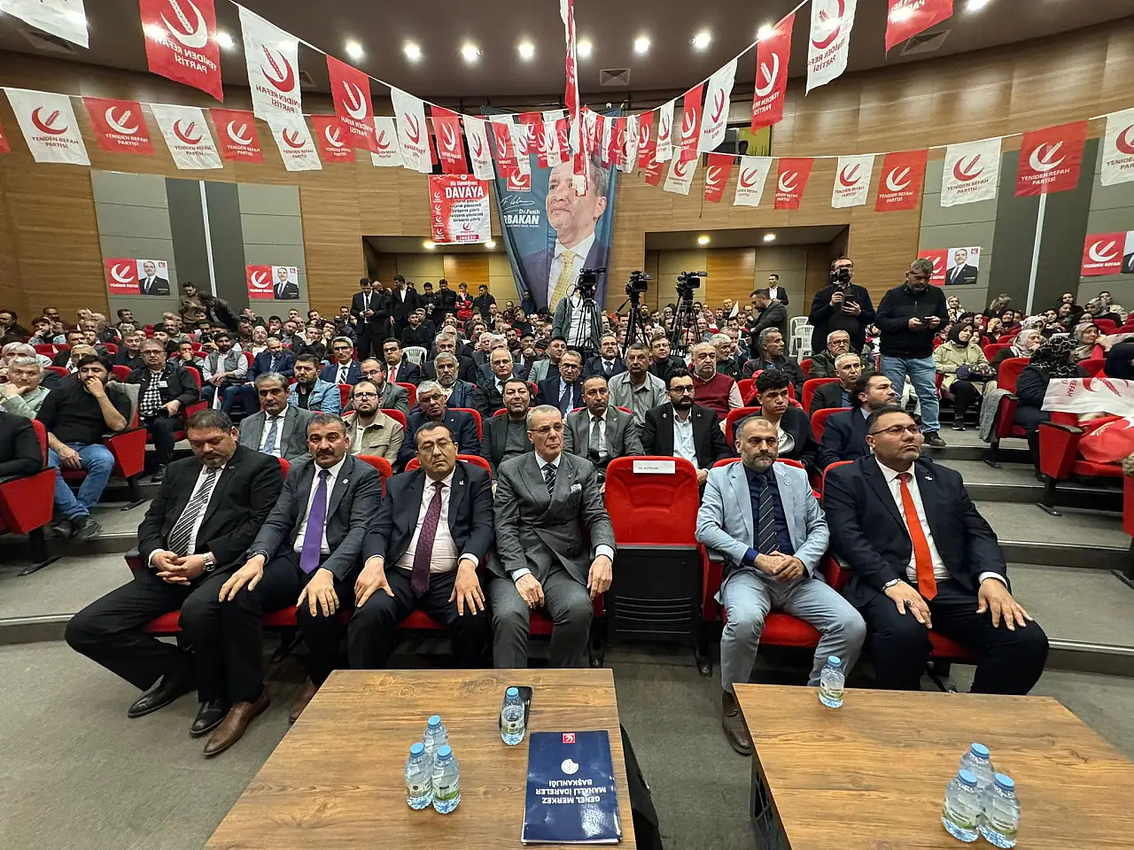 YRP'li Osmanağaoğlu'ndan sert sözler: Cehenneme kadar yolunuz var