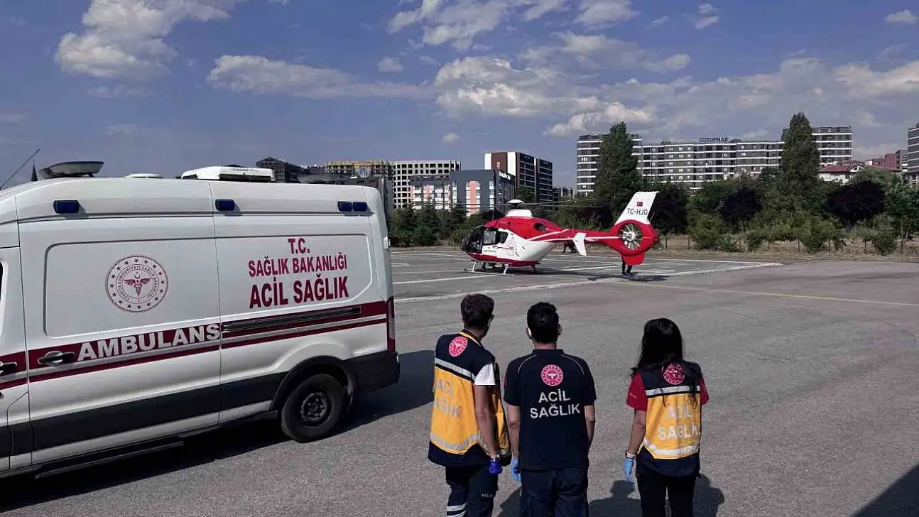 Ambulans helikopter beyin kanaması geçiren hasta için havalandı
