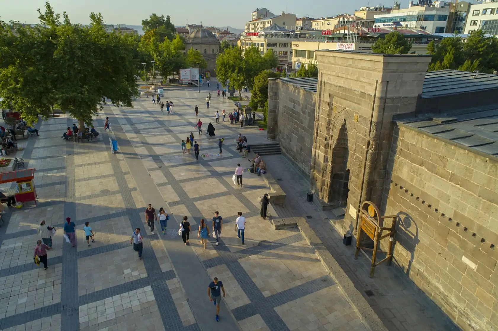 Kayseri'de 'Tarih Konuşuyor' programı dikkat çekiyor