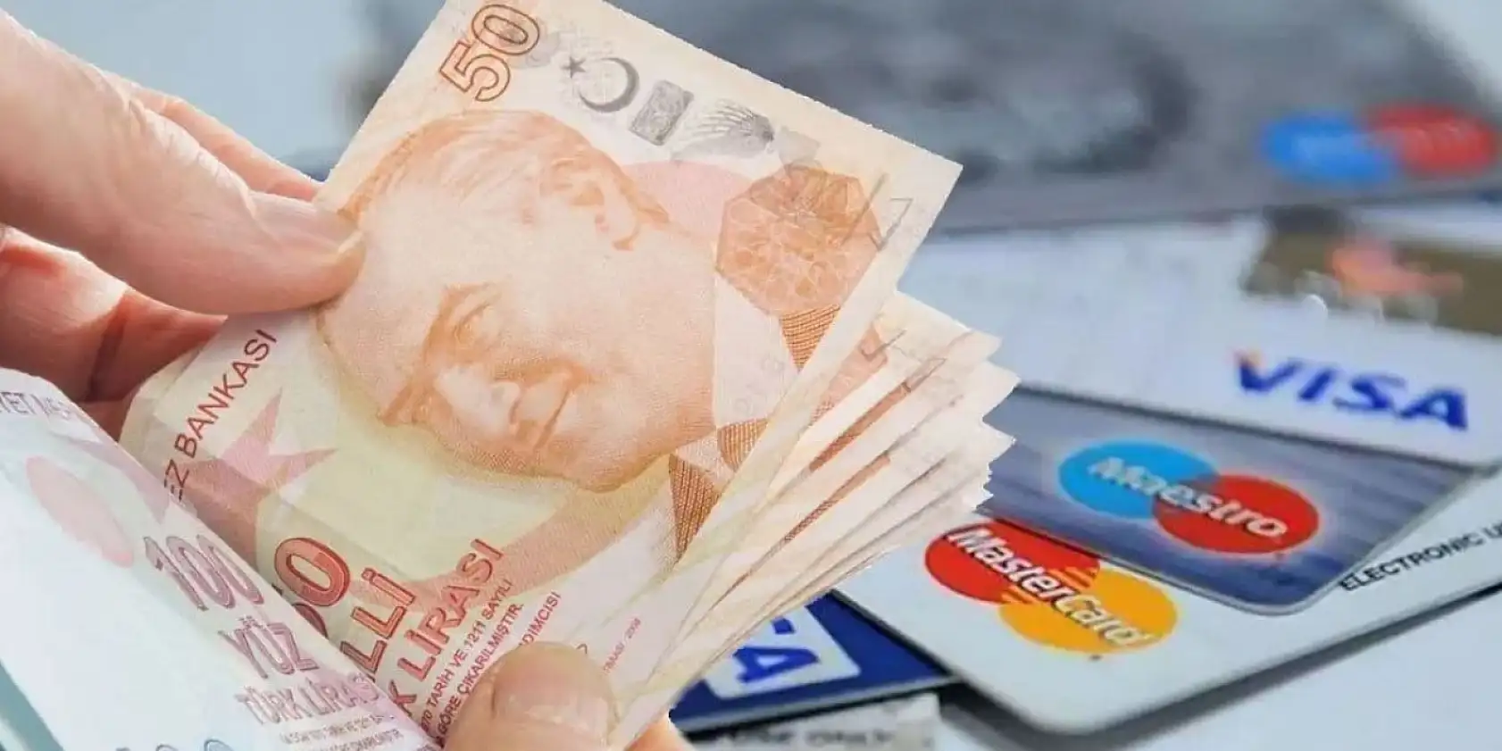 Kredi kartı faiz oranlarında indirim yapıldı