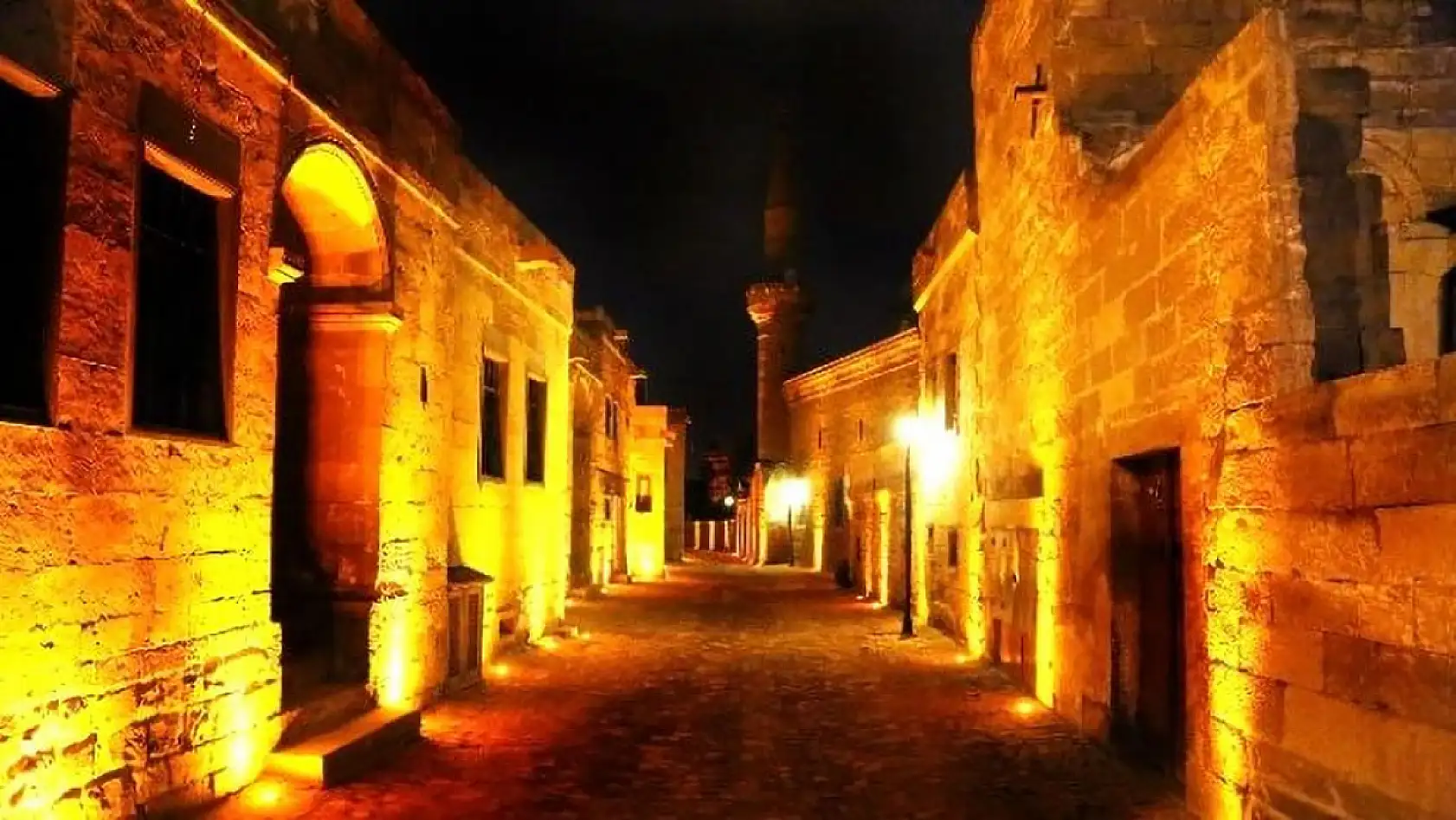 Kayseri'de 'Tarih Konuşuyor' programı dikkat çekiyor