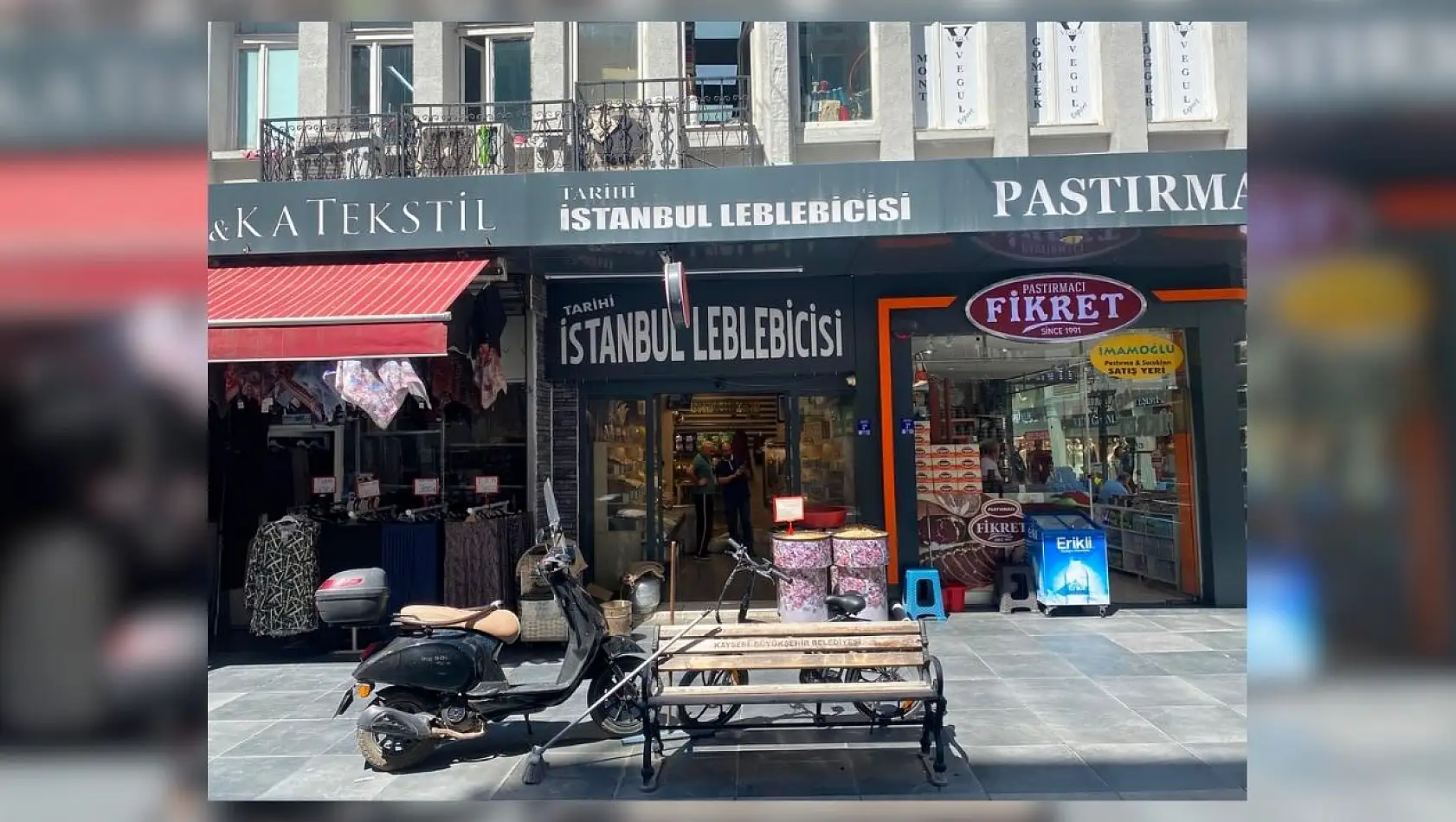Aşure bereketi Kayseri çarşısını hareketlendirdi! Tarihi İstanbul Leblebicisi'nde yoğunluk