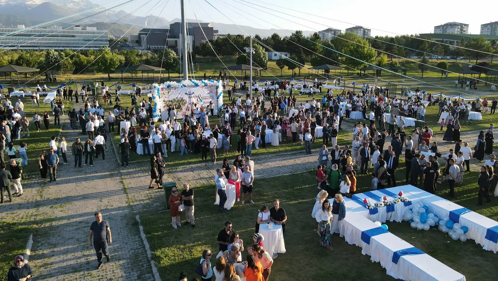 Rektör Altun, akademik ve idari personel ile buluştu
