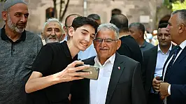 Başkan Büyükkılıç, Kayseri'nin en beğenilen ilk 5 siyasetçisi arasında