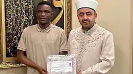 Müslüman olan Zambiyalı Singoma 'Musa' ismini aldı