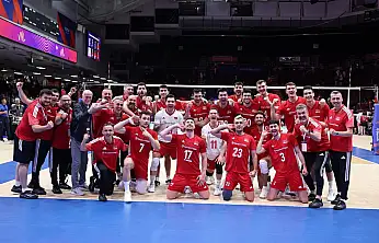 A Milli Erkek Voleybol Takımı, Fransa'yı 3-0 mağlup etti