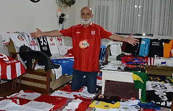 Balıkesir'de 300 formalık koleksiyon