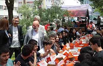 Başkan Çolakbayrakdar: Gençlerimizin hayallerine dokunan projeler üretmeye devam edeceğiz