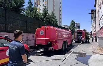 Çelik eşya atölyesinde çıkan yangın söndürüldü