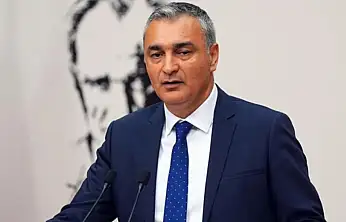 CHP'de 26 il başkanı görevden alındı