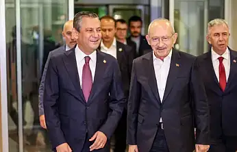 CHP'de iki ayrı toplantı günü: Özel TBMM'de, Kılıçdaroğlu Genel Merkez'de
