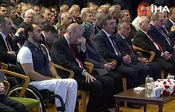 Cumhurbaşkanı Erdoğan 15 Temmuz programında duygusal anlar yaşadı