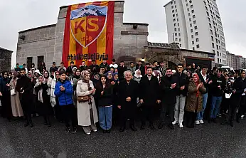 Gazze yürüyüşü için Kayseri'den 12 otobüs hareket etti