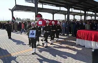 Hava Harp Okulu öğrencisi Veli Bilgin, memleketi Niğde'de son yolculuğuna uğurlandı
