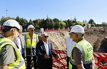 Büyükkılıç'tan Kartal Kavşağı değerlendirmesi: Çalışmalarda yüzde 40'ın üzerine çıkmış durumdayız