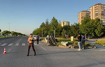 Kayseri'de hafif ticari araç ile otomobil çarpıştı: 4 yaralı