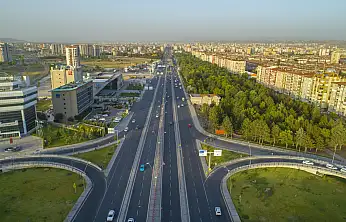 Kayseri'de her 3 kişiye 1 araç düşüyor: Trafik yoğunluğu artarken gözler yeni projelerde