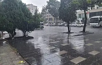 Kayseri'de kuvvetli sağanak yağış etkili oluyor