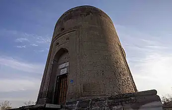 Kayseri'de zamana direnen Selçuklu mirası Sırçalı Kümbet