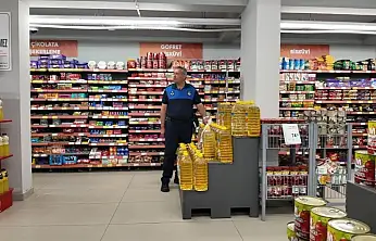 Kayseri zabıtasından zincir marketlere denetim