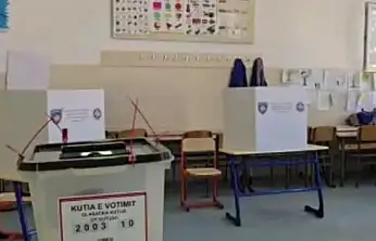 Kosova'da seçmenler, 18 ayda üçüncü kez sandık başında