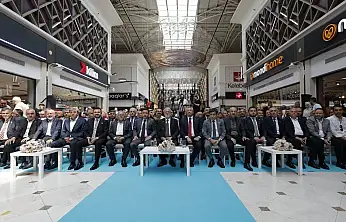Kumsmall AVM'de 24 yeni mağaza hizmete açıldı