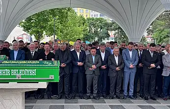 Mehmet Arar'ın babası son yolculuğuna uğurlandı