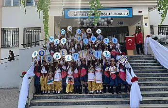 Mehmet Miraboğlu İlkokulu'nda 'Okuma Bayramı' heyecanı